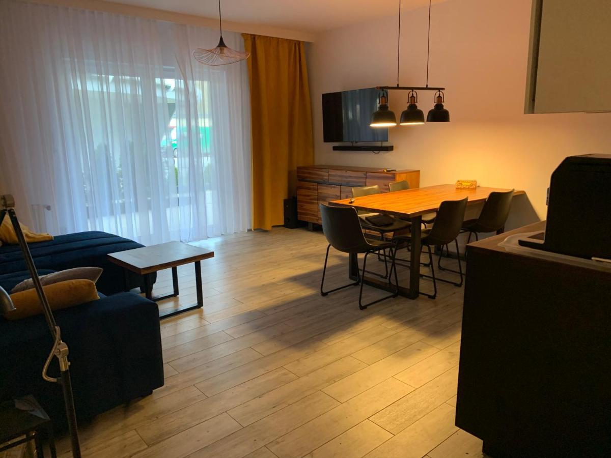 פוביירובו Apartament Na Lesnej מראה חיצוני תמונה